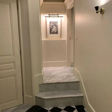 Tour Eiffel Invalides 7e G Appartement *